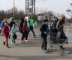 20.03.2022., Visne Nemecke, Slovacka - Granicni prijelaz Slovacko Ukrajinske granice Visne Nemecke na koji pristizu izbjeglice iz ratom zahvacene Ukrajine.  Photo: Luka Stanzl/PIXSELL