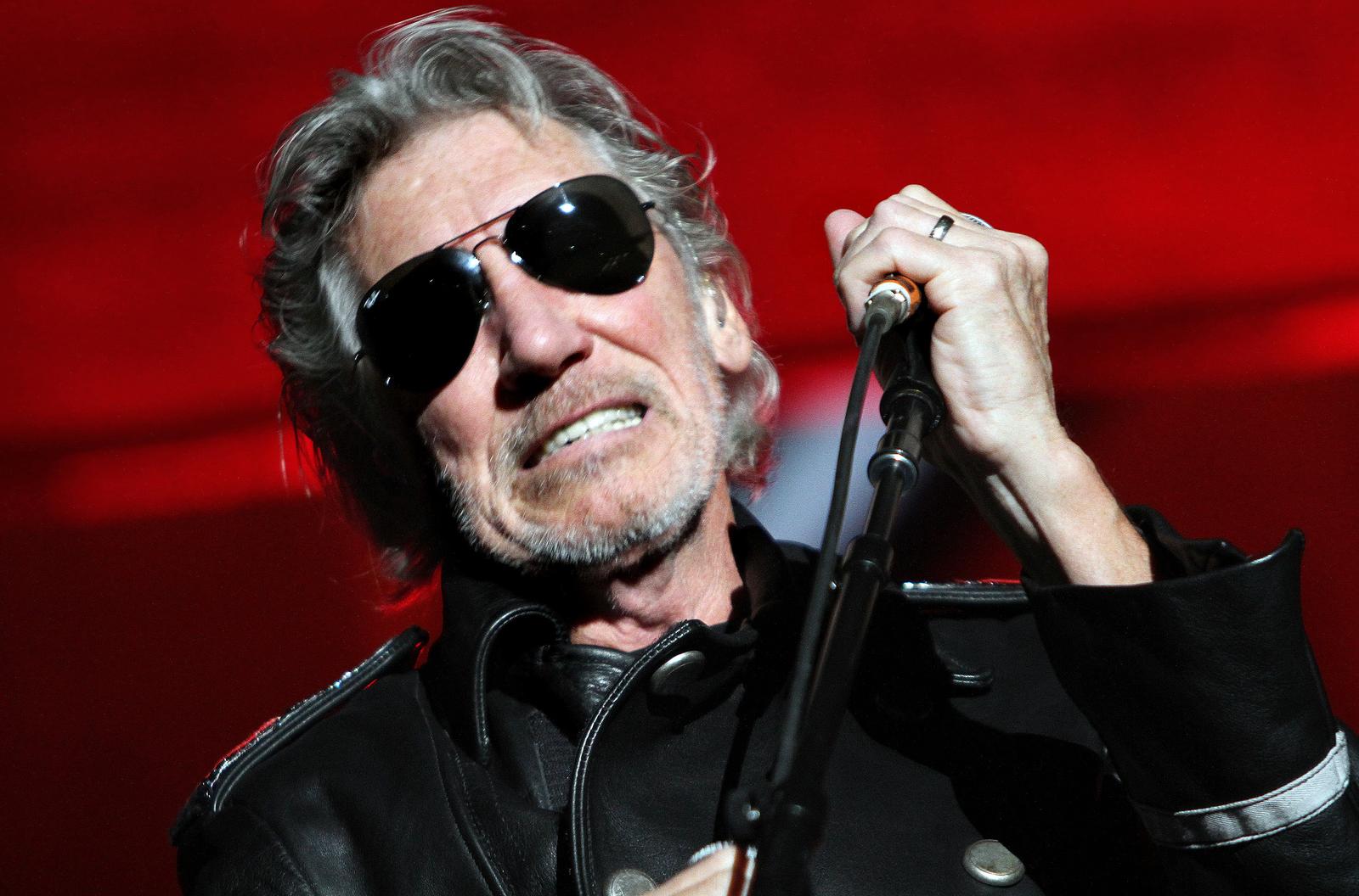 23.07.2013., stadion Poljud, Split - Roger Waters odrzao koncert u sklopu turneje The Wall. Pjesmu Another Brick in the Wall izveo je s djecjim zborom Josip Hatz.rPhoto: Ivana Ivanovic/PIXSELL