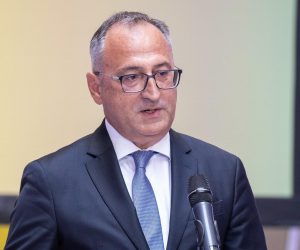 25.08.2022., Sponza, Dubrovnik - U atriju palace Sponza odrzana je 47. dodjela nagrade Orlando. Glumica Jadranka Djokic te poljski dirigent Dawid Runtz dobitnici su nagrade Orlando za najbolje dramsko odnosno najbolje glazbeno ostvarenje na 73. Dubrovackim ljetnim igrama. Grand prix Orlando za izniman umjetnicki doprinos u ostvarenju cjelokupnog programa Dubrovackih ljetnih igara u vise festivalskih sezona pripao je dramskoj umjetnici Nevi Rosic.  Photo: Grgo Jelavic/PIXSELL