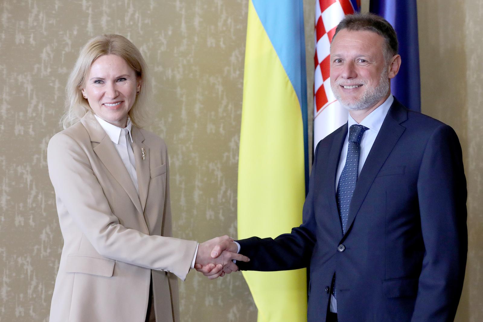26.05.2022., Zagreb - Predsjednik Hrvatskoga sabora Gordan Jandrokovic primio je danas potpredsjednicu ukrajinskog parlamenta Olenu Kondratiuk. Photo: Patrik Macek/PIXSELL