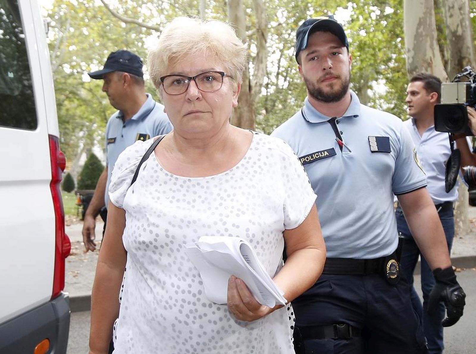 28.08.2022., Zagreb - Uhiceni u akciji policije i USKOK-a zbog sumnje u malverzacije s prirodnim plinom dolaze na Zupanijski sud. predsjednica uprave tvrtke Plinara istocne Slavonije Marija Ratkic Photo: Slavko Midzor/PIXSELL