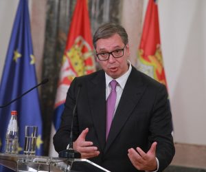 30, August, 2022, Belgrade - The President of the Republic of Serbia, Aleksandar Vucic, met with the Minister of Foreign Affairs of the Republic of Cuba, Bruno Eduardo Rodríguez Parrilla, and after the meeting, President Vucic presented Minister Parilla with the Order of the Serbian Flag of the First Degree for special merits in developing and strengthening cooperation and friendly relations between the Republic of Serbia and the Republic of Cuba. Aleksandar Vucic. Photo: Milos Tesic/ATAImages

30, avgust, 2022, Beograd - Predsednik Republike Srbije Aleksandar Vucic sastao se sa ministrom spoljnih poslova Republike Kube Brunom Eduardom Rodrigesom Pariljom, a nakon sastanka, predsednik Vucic urucio je ministru Parilji Orden srpske zastave prvog stepena za narocite zasluge u razvijanju i ucvrscivanju saradnje i prijateljskih odnosa izmedju Republike Srbije i Republike Kube. Photo: Milos Tesic/ATAImages Photo: Milos Tesic/ATAImages/PIXSELL