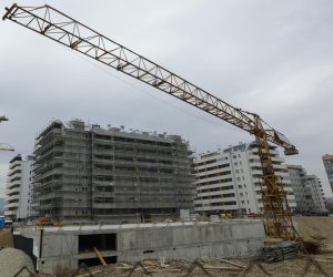31.01.2022.,Zagreb, novi krug prijava za subvencionirane stambene kredite pocinje u ozujku. Javni poziv za dostavu ponuda zainteresiranih kreditnih institucija vezanih uz visinu kamatnih stopa, sto je ujedno i prvi korak prema raspisu novog javnog poziva za gradjane, biti ce objavljen sredinom veljace. U prvoj polovici ozujka trebao bi biti raspisan javni poziv za gradjane. Mjeru mogu iskoristiti svi gradjani Hrvatske koji su mladji od 45 godina te koji u svom vlasnistvu nemaju stan ili kucu. Subvencioniranje kredita odobrava se za kupnju stana ili kuce, odnosno gradnju kuce do najviše 1.500 eura po metru kvadratnom odnosno do najviseg iznosa kredita od 100.000 eura u kunskoj protuvrijednosti. Rok otplate kredita ne smije biti kraci od 15 godina.  Photo: Robert Anic/PIXSELL