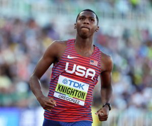 Athletics - World Athletics Championships - Men's 200 Metres - Semi Final - Hayward Field, Eugene, Oregon, U.S. - July 19, 2022 Erriyon Knighton of the U.S. reacts after winning his semi final REUTERS/Lucy Nicholson Photo: LUCY NICHOLSON/REUTERS