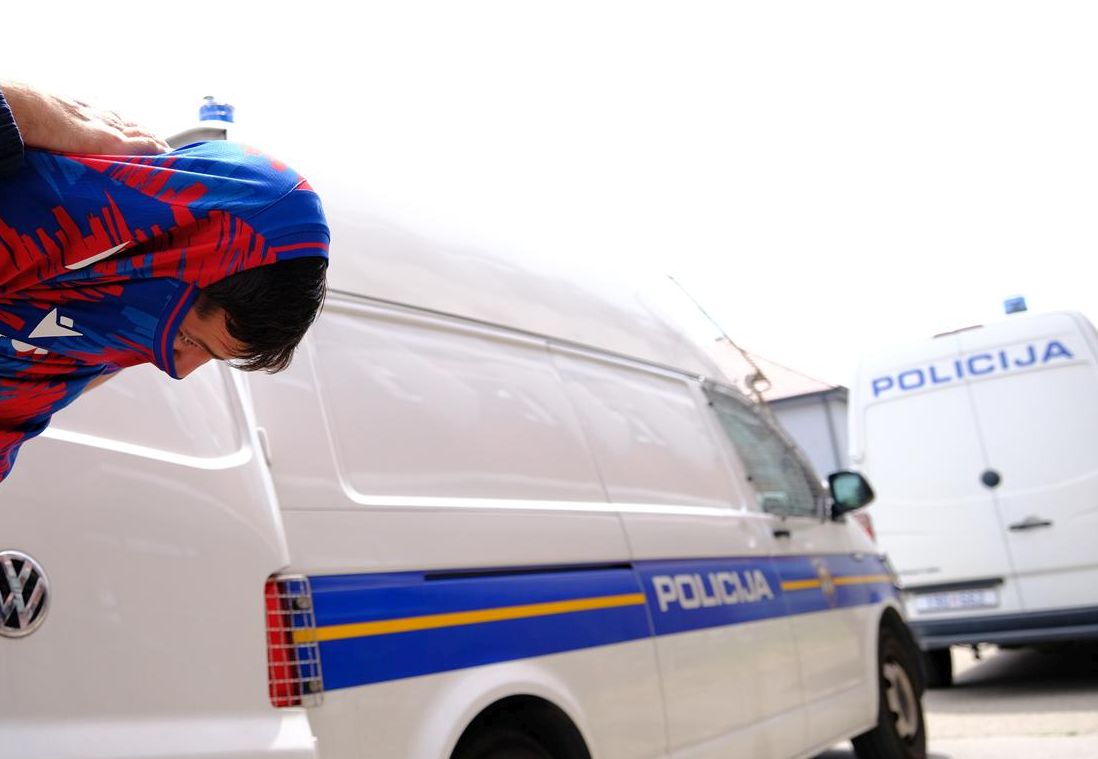 23.05.2022., Velika Gorica - U tijeku je ispitivanje navijaca nakon nereda na autocesti A1 kod Desinca. Dio navijaca doveden je na Zupanijski sud u Velikoj Gorici. Photo: Slaven Branislav Babic/PIXSELL