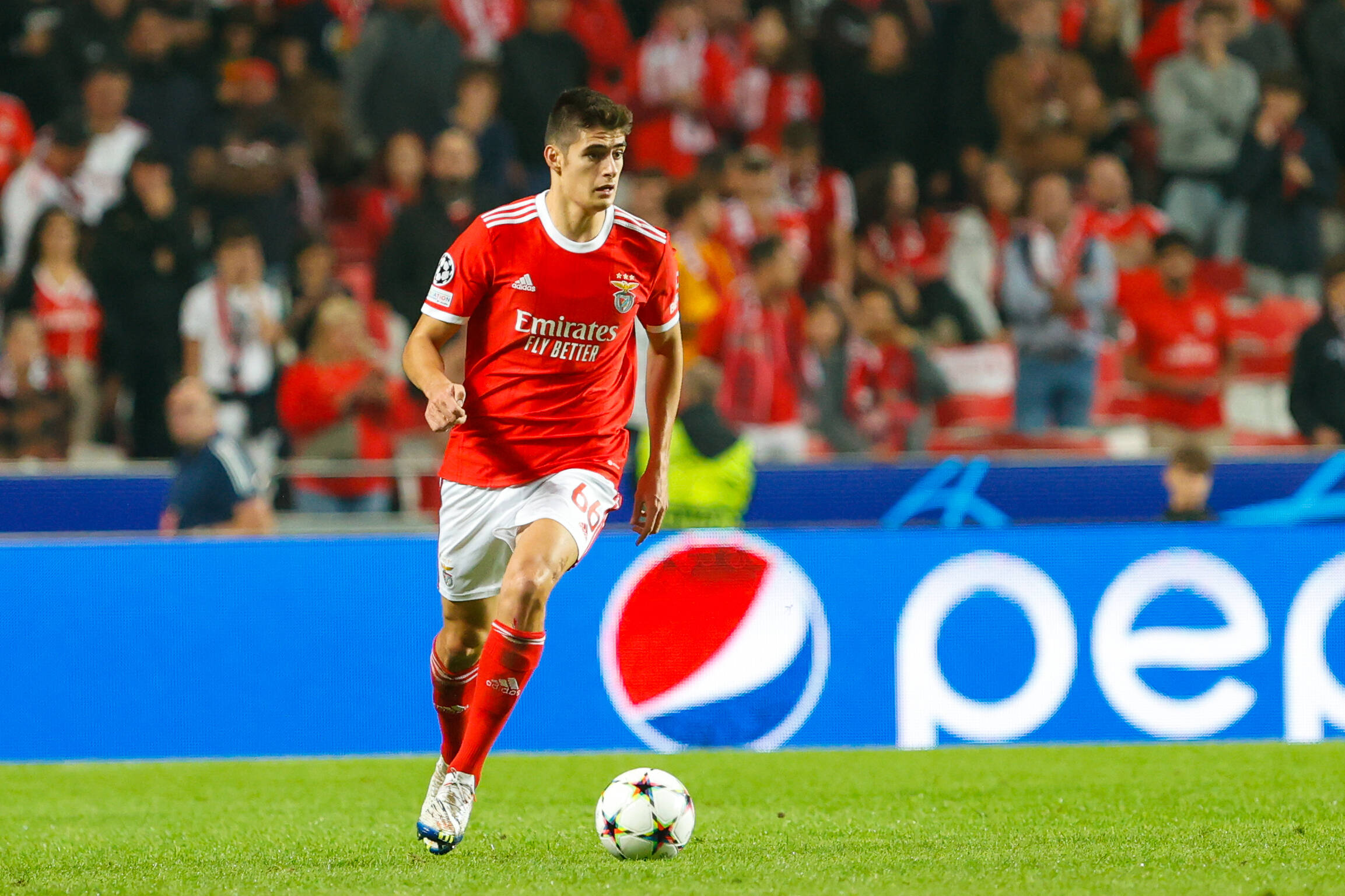 UEFA CHAMPIONS LEAGUE - BENFICA X JUVENTUS SL BENFICA X JUVENTUS FC, UEFA CHAMPIONS LEAGUE - GROUP STAGE - GROUP H - MATCHDAY 5 OF 6, ANTONIO SILVA 66 DEFENSE SLB SL BENFICA PORTUGAL ANTONIOSILVA LISBON PORTUGAL