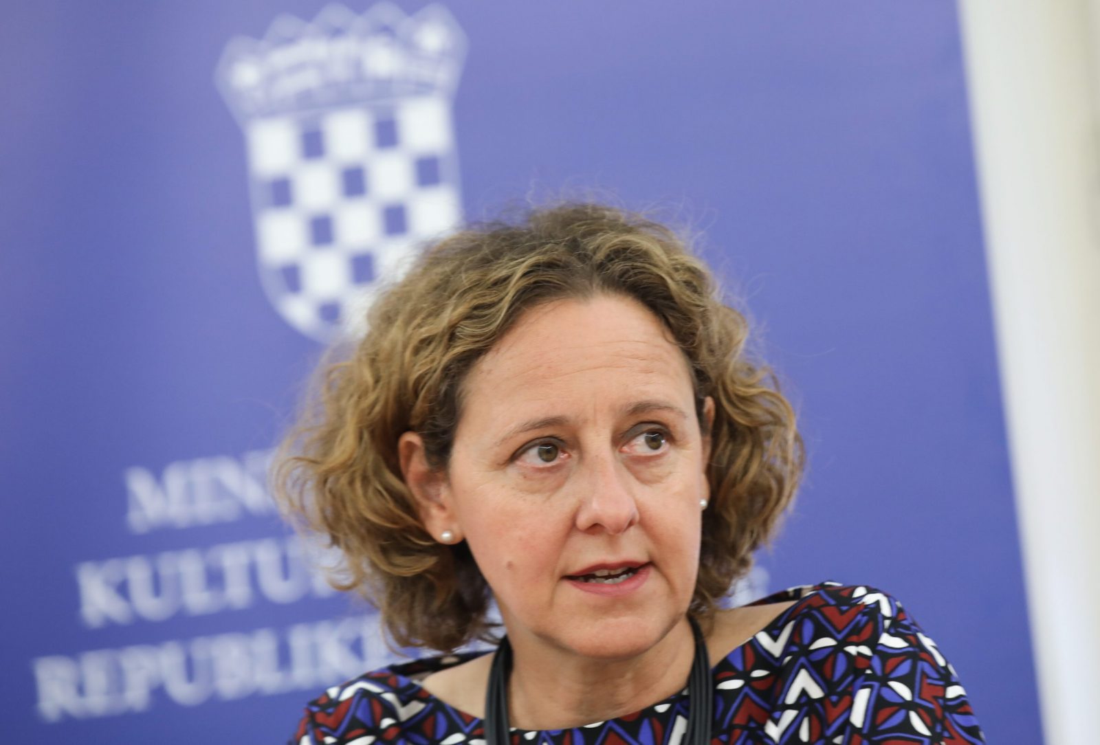 Zagreb, 21.09.2022. -  Ministarstvo Kulture, predstavljanje publikacije "Pregled kulturnog razvoja i kulturnih politika u Republici Hrvatskoj”. Na fotografiji ministrica kulture i medija Nina Obuljen Koržinek.
foto HINA/ Admir BULJUBAŠIĆ/ abu