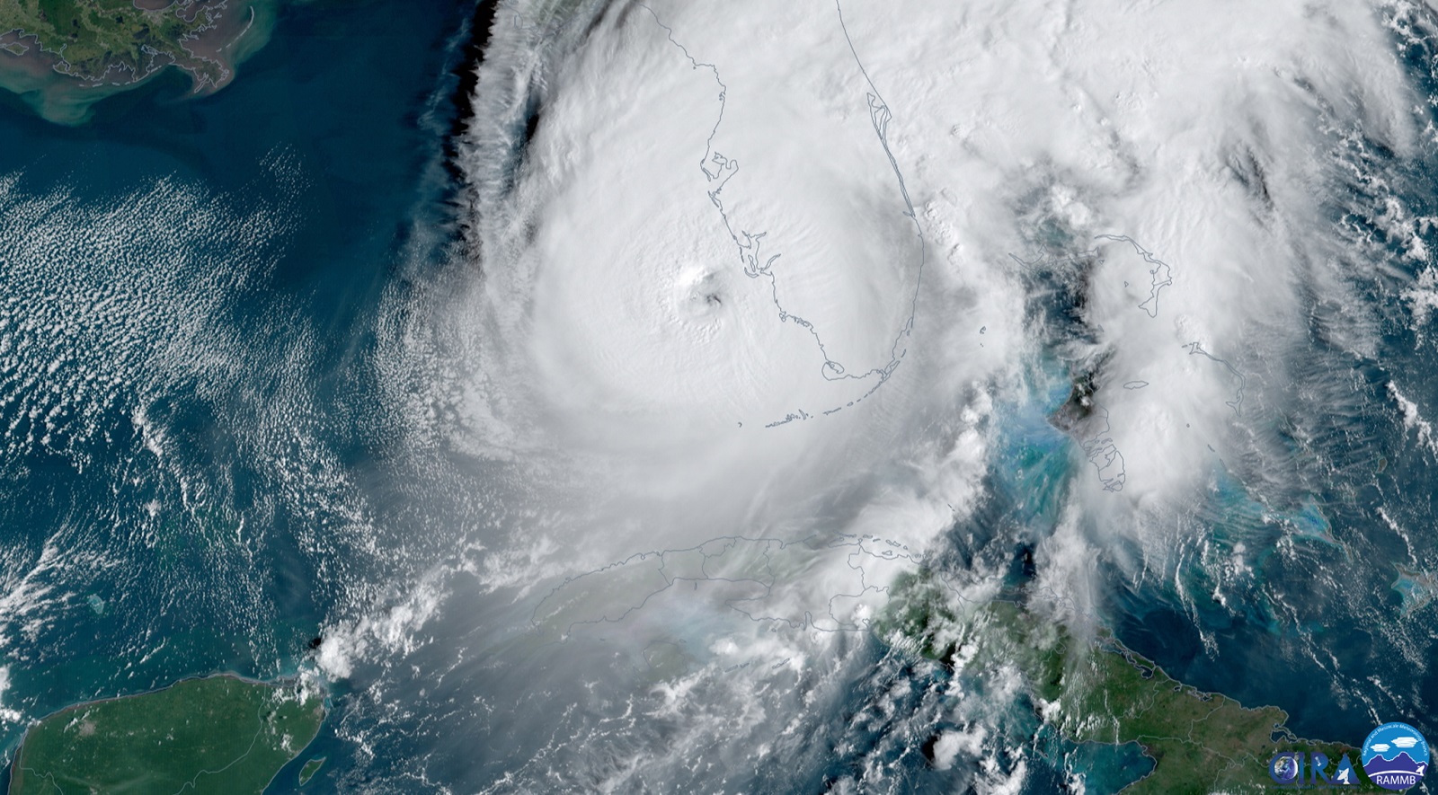 epa10211744 A handout image captured by NOAA's GOES-16 satellite and made available by the Regional and Mesoscale Meteorology Branch (RAMMB) of the National Oceanic and Atmospheric Administration (NOAA) National Environmental Satellite, Data, and Information Service (NESDIS) shows Hurricane Ian approaching the US state of Florida, 28 September 2022, after making landfall in western Cuba on 27 September 2022. Hurricane Ian, a Category-4 hurricane over the Gulf of Mexico with sustained winds reaching 155 miles per hour, is expected to strengthen before heading toward Florida's west coast, according to the National Hurricane Center (NHC).  EPA/RAMMB/NOAA/NESDIS HANDOUT -- MANDATORY CREDIT: RAMMB/NOAA/NESDIS -- HANDOUT EDITORIAL USE ONLY/NO SALES