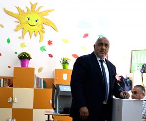 epa10219009 Boyko Borissov, leader of GERB party, cast his vote at a polling station during the country's parliamentary elections in Sofia, Bulgaria, 02 October 2022. Bulgaria is holding its fourth parliamentary elections in 18 months, which do not promise a way out of the political impasse in which the country has been facing since the spring of last year.  EPA/VASSIL DONEV