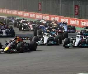 epa10275959 Dutch Formula one driver Max Verstappen (L) of Red Bull Racing in action during the Formula One Grand Prix of Mexico City at the Circuit of Hermanos Rodriguez in Mexico City, Mexico, 30 October 2022. The Formula One Grand Prix of the Mexico City takes place on 30 October 2022 at the Circuit of Hermanos Rodriguez.  EPA/Mario Guzman