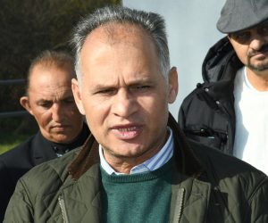 01.11.2021., Ustica - Clanovi Saveza Roma u Republici Hrvatskoj "KALI SARA" te Vijeca romske nacionalne manjine Grada Zagreba i saborski zastupnik Veljko Kajtazipo prvi puta  ce na blagdan Svih svetih odati pocast romskim zrtvama u Drugom svjetskom ratu na Romskom groblju. Veljko Kajtazi.
 Photo: Nikola Cutuk/PIXSELL