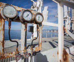 06.02.2018., Omisalj - Lokacija buduceg plutajuceg LNG terminala (prihvatni terminal za ukapljeni prirodni plin na otoku Krku) u sklopu postrojenja Dina- Petrokemije kojem se protive zastupnici otoka Krka. "nPhoto: Nel Pavletic/PIXSELL