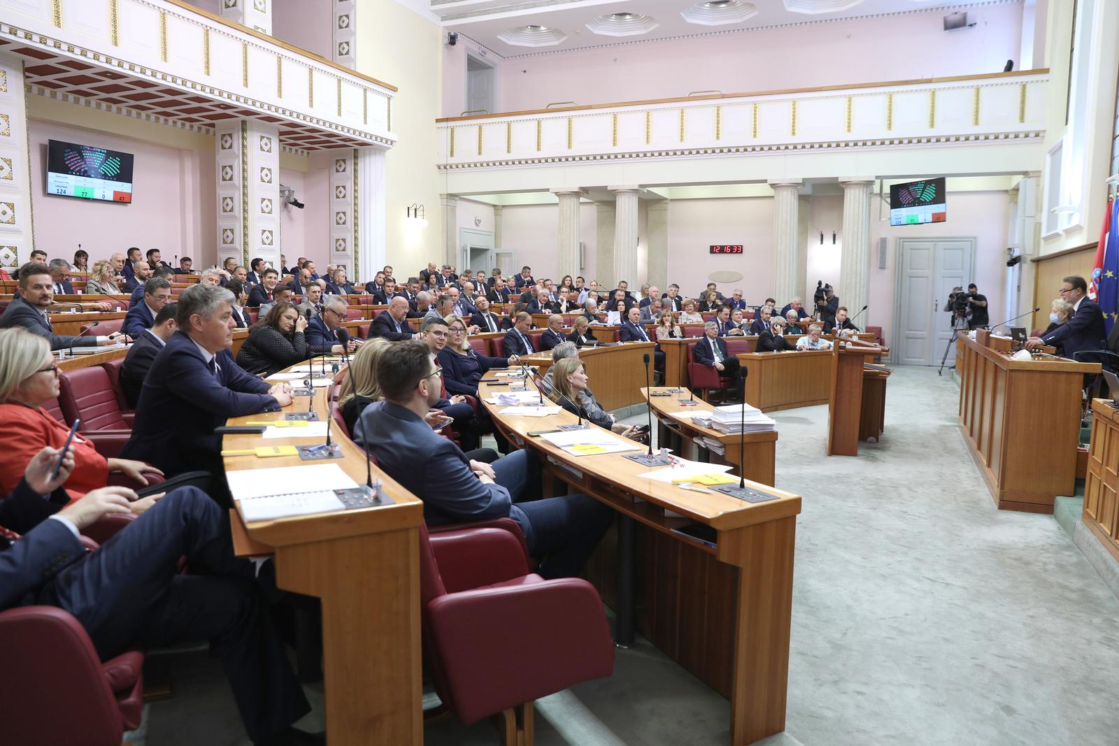 07.10.2022., Zagreb - Glasovanjem o raspravljem tockama dnevnog reda, madju kojima su i izmjene zakona o mirovinskom osiguranju, zastupnici su zavrsili radni tjedan..
 Photo: Patrik Macek/PIXSELL