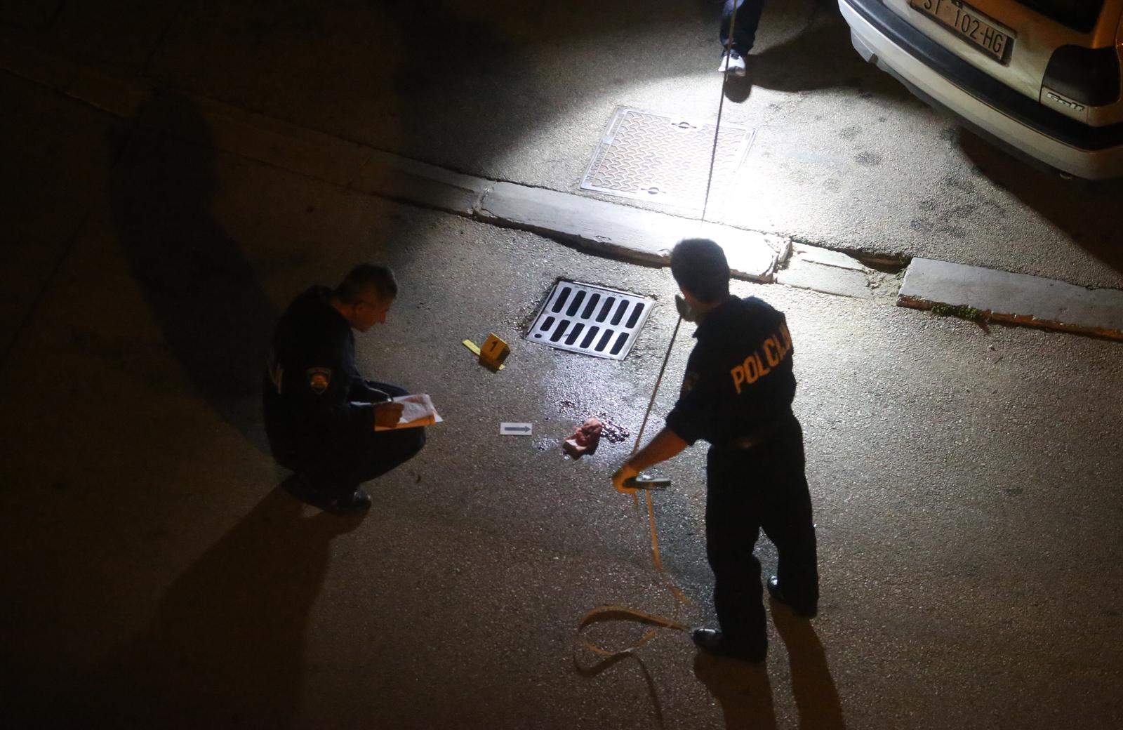 Solin: Policijski očevid na mjestu pucnjave 09.10.2018., Solin - Policijski ocevid na mjestu pucnjave u ulici Petra Kresimira 4 u Solinur"nPhoto:Ivo Cagalj/PIXSELL