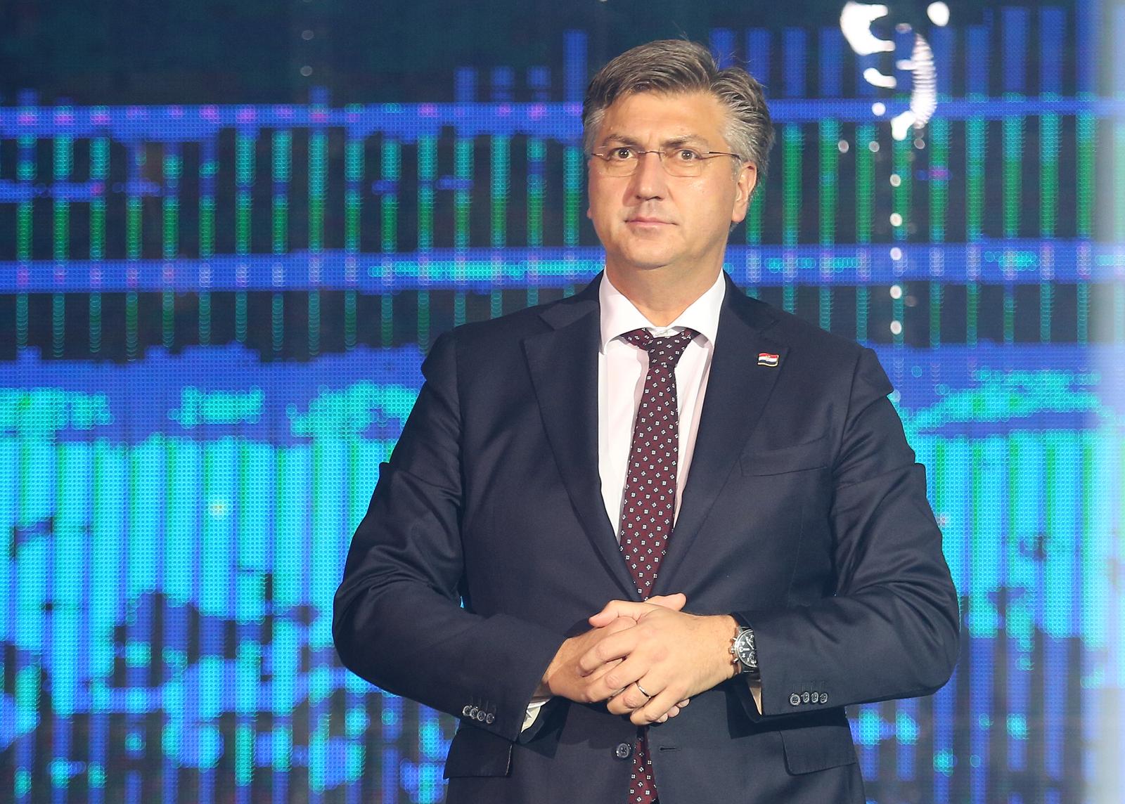 07.10.2022., Sibenik - U Kongresnom centru Amadria Parka odrzana je svecanost dodjela godisnjih turistickih nagrada Top10, Turisticki cvijet - Kvaliteta za Hrvatsku. Andrej Plenkovic   Photo: Dusko Jaramaz/PIXSELL