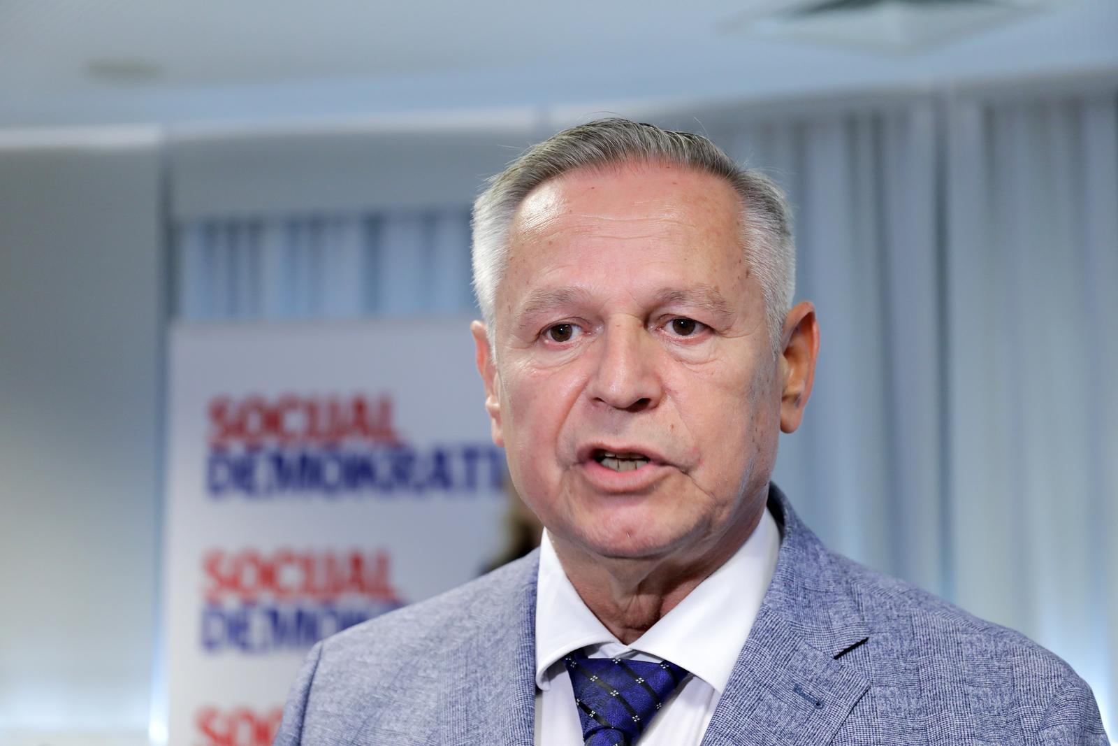 08.10.2022., Zagreb - 1. sjednica Sredisnjeg odbora stranke Socijaldemokrati. Davorko Vidovic  Photo: Emica Elvedji/PIXSELL