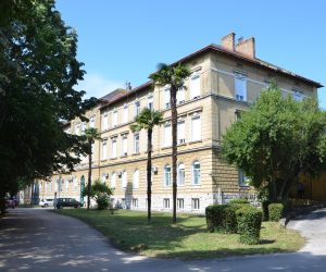 10.07.2018., Rovinj - U bolnici za ortopediju i rehabilitaciju "prim. dr. Martin Horvat" svecano je otvorena djecja ambulanta za ortopediju i fizijatriju s neurorizicnom djecomu sklopu koje ce djelovati i Ambulanta za skolijozu. Photo: Dusko Marusic/PIXSELL
