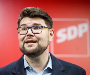 11.10.2022., Zagreb - Predsjednik socijaldemokratske stranke Pedja Grbin odrzao je konferenciju za novinare.  Photo: Slavko Midzor/PIXSELL