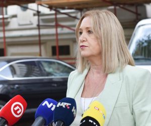 11.10.2022., Zagreb - Na Zupanijskom sudu odrzano je rociste za uhicene direktore u aferi plin Vladu Mandica i Stjepana Leku. Nakon rocista odvjetici i tuziteljica dali su kratke izjave. Photo: Davorin Visnjic/PIXSELL