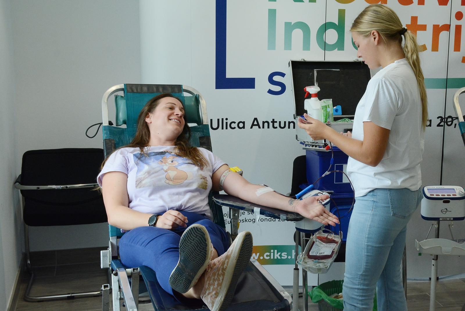 14.09.2022., Sisak - U organizaciji Gradskog drustva Crvenog kriza Sisak odrzana je akcija dobrovoljnog darivanja krvi kojoj se odazvao veliki broj davatelja.  Photo: Nikola Cutuk/PIXSELL