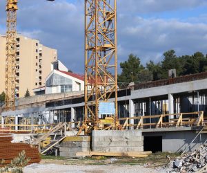 15.01.2020., Sibenik - Gradnja stanova za prodaju u naselju Vidici.rrPhoto: Dusko Jaramaz/PIXSELLrr