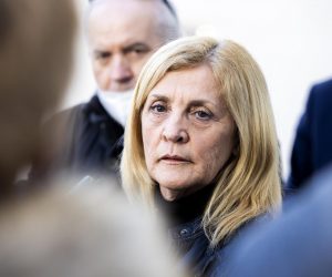 17.01.2022., Split - Predsjednik Hrvatske lijecnicke komore dr. Kresimir Luetic sa suradnicima posjetio je KBC Split.
Vikica Krolo
Photo: Miroslav Lelas/PIXSELL Photo: Miroslav Lelas/PIXSELL