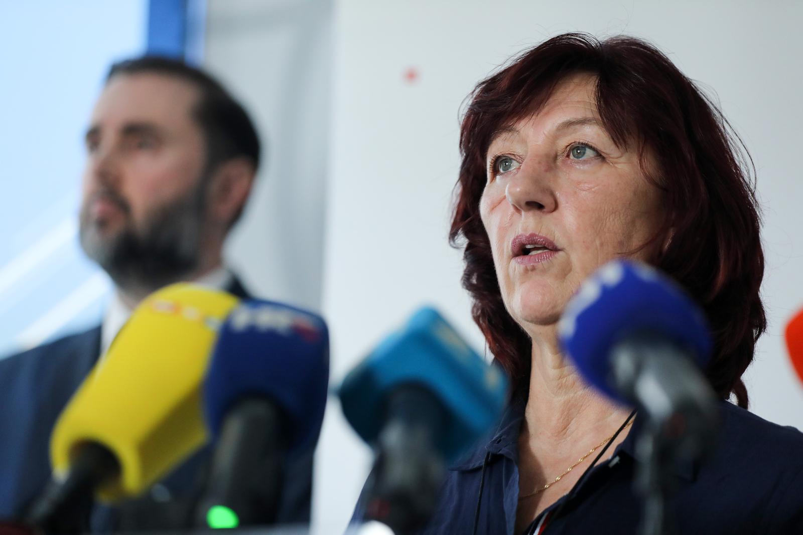 18.07.2022., Zagreb, Hrvatski lijecnicki sindikat i Hrvatska lijecnička komora - pressica o sustava koeficijenata za place, radnopravnog statusa lijecnika i posljedica za buducnost hrvatskog javnog zdravstvenog sustava. Govorili su mr.sc. Renata Culinovic-Caic, predsjednica HLS-a i doc.dr.sc. Kresimir Luetic, predsjednik HLK-a, Vesna Potocki Rukavina i primarijus Boris Ujevic Photo: Emica Elvedji/PIXSELL