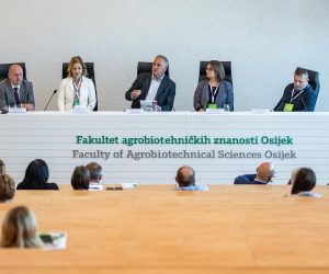 19.10.2022., Osijek - Na fakultetu agrobiotehnickih znanosti u organizaciji Poslovnog dnevnika odrzana je konferencija pod nazivom Zeleni plan u hrvatskoj poljoprivredi. Photo: Davor Javorovic/PIXSELL
