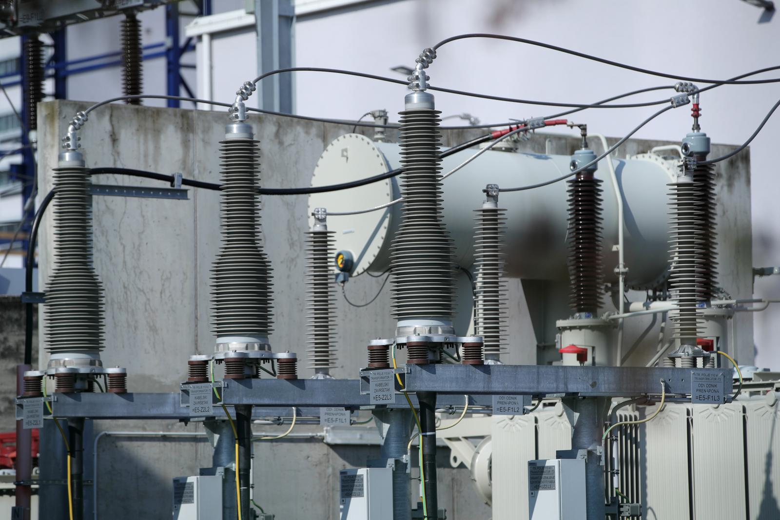 20.04.2021., Zagreb - Elektrana - toplana. Pogon EL-TO Zagreb smjesten je na lokaciji zagrebacke Tresnjevke, u Zagorskoj ulici. EL-TO Zagreb je postrojenje za kombiniranu proizvodnju toplinske i elektricne energije, u blizini centara visoke potrosnje elektricne i toplinske energije. Photo: Sanjin Strukic/PIXSELL