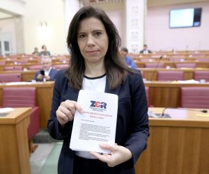 20.10.2022., Zagreb - Sabor 12. sjednicu nastavlja raspravom o izmjenama i dopunama Zakona o radu. Katarina Peovic Photo: Patrik Macek/PIXSELL