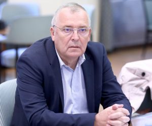 23.09.2022., Zagreb - Na svoj 72. sjednici Odbor za zdravstvo i socijalnu politiku rasporavlja o ucincima mjera tijekom pandemije Covid-19. Krunoslav Capak  Photo: Patrik Macek/PIXSELL