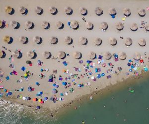 21.07.2022., Nin - Kraljicina plaza jedna je od najvecih i najljepsih plaza na hrvatskoj obali. Photo: Dino Stanin/PIXSELL