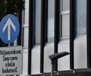 24.09.2022., Zagreb - Ispred Ministarstva zdravstva odrzan je prosvjed Inicijative mladih lijecnika Hrvatske pod nazivom "Izlijecimo zdravstvo zajedno". Photo: Sandra Simunovic/PIXSELL