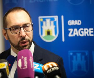 25.10.2022. Zagreb - Gradonacelnik Grada Zagreba Tomislav Tomasevic otvorio je novi Centar za sistematske preglede koji se nalazi u sklopu Doma zdravlja Zagreb Centar u Marticevoj ulici. Nakon otvorenja odrzao je redovnu konferenciju za medije Photo: Zeljko Hladika/PIXSELL