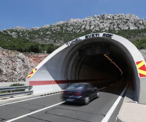 26.06.2019., tunel Sveti Rok, Gospic - Jedinica vatrogasne postrojbe Hrvatskih autocesta pod zapovjednistvom Milana Rocaka, u svakodnevnoj pripravnosti ovog drugog po velicini tunela na autocersti Zagreb Split.  "nPhoto: Robert Anic/PIXSELL