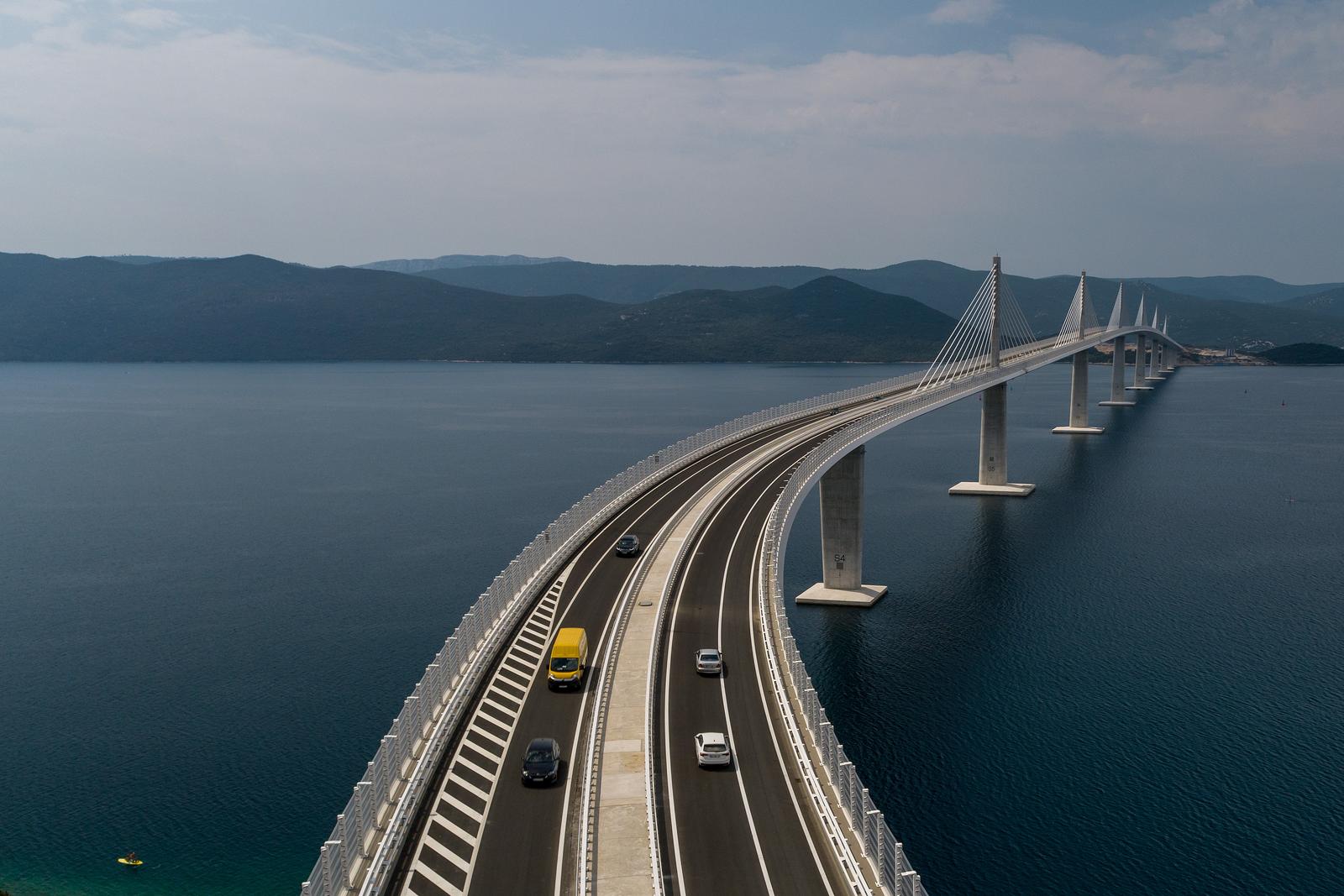 27.07.2022., Peljesac, Komarna - Pogled na Peljeski most koji je dan nakon svecanog otvorenja pusten u promet Photo: Igor Kralj/PIXSELL