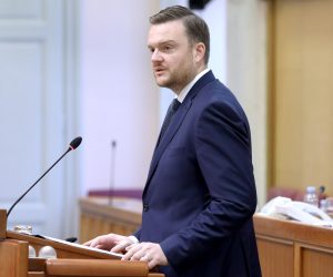 27.10.2022., Zagreb - Sabor 12. sjednicu nastavlja raspravom o rebalansu Drzavnog proracuna Republike Hrvatske za 2022. godinu i projekcijama za 2023. i 2024. godinu. Photo: Patrik Macek/PIXSELL