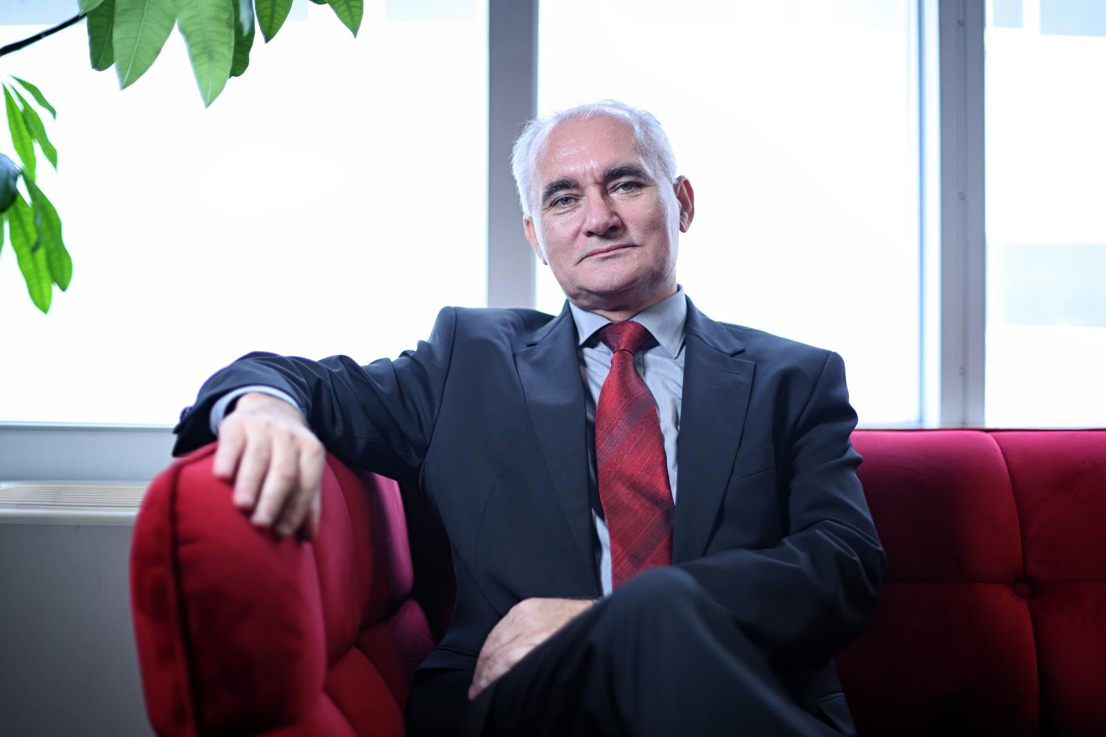 28.09.2022. Zagreb- Prof. dr. sc.Stjepan Lakusic, novoizabrani rektor Sveucilista u Zagrebu. Photo: Boris Scitar/Vecernji list/PIXSELL