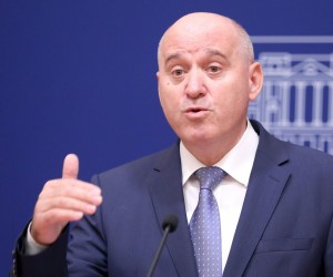 29.09.2022., Zagreb - Na konferenciji za medije kluba zastupnika HDZ-a odrzanoj u Saboru o temi "Oporbeno politiziranje o izmjenama Ustava i Ustavnog zakona o Ustavnom sudu" govorili su zastupnici Branko Bacic i Damir Habijan. 
 Photo: Patrik Macek/PIXSELL