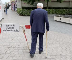 31.05.2022., Zagreb - Umirovljenici, koji su skupina gradjana najugozenija svakodnevnim poskupljenjima sve teze cekaju povecanje mirovina koje bi im trebalo omoguci prezivljavanje. Photo: Patrik Macek/PIXSELL