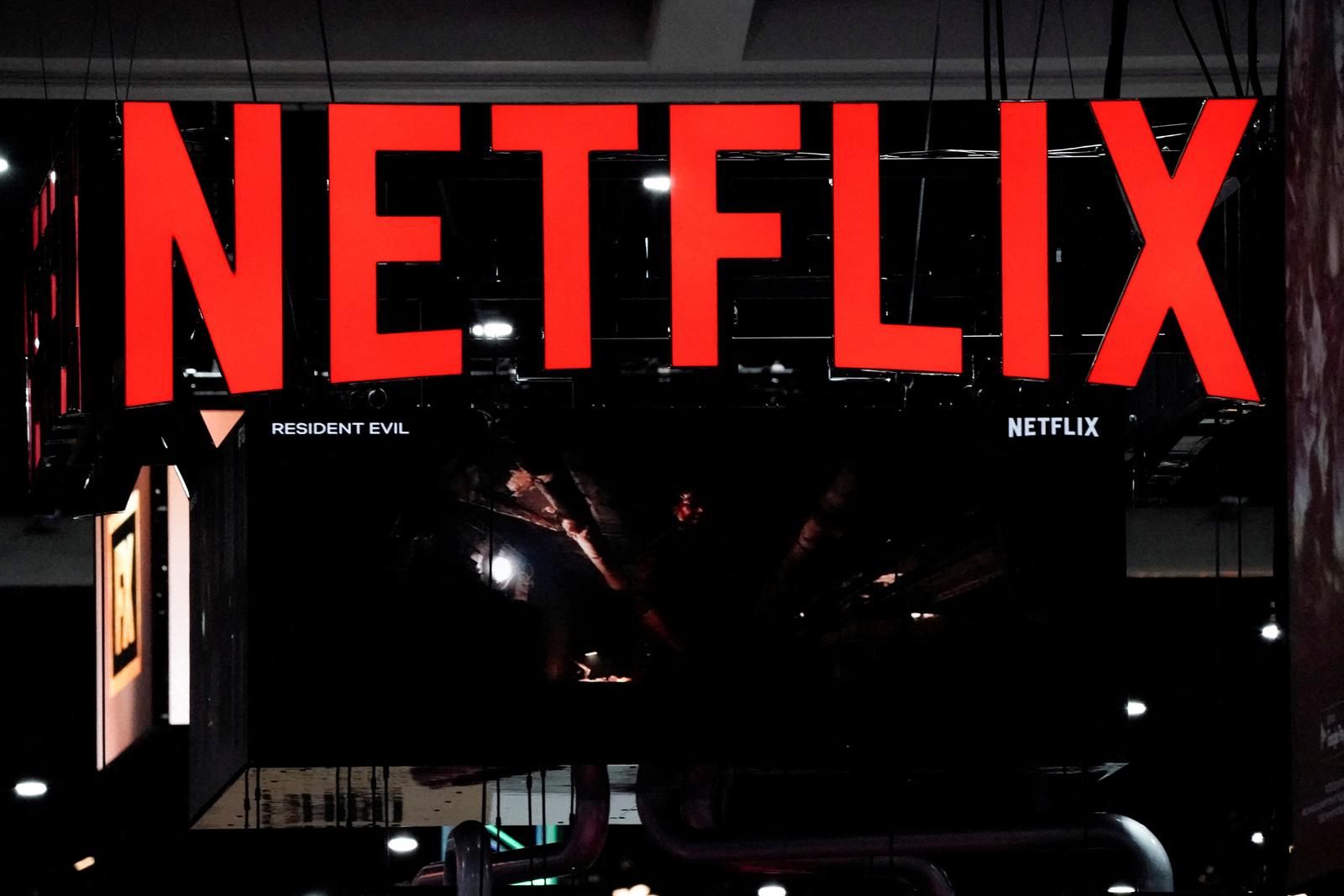 FILE PHOTO: Signage at the Netflix booth is seen on the convention floor at Comic-Con International in San Diego, California, U.S., July 21, 2022. REUTERS/Bing Guan/File Photo Photo: BING GUAN/REUTERS