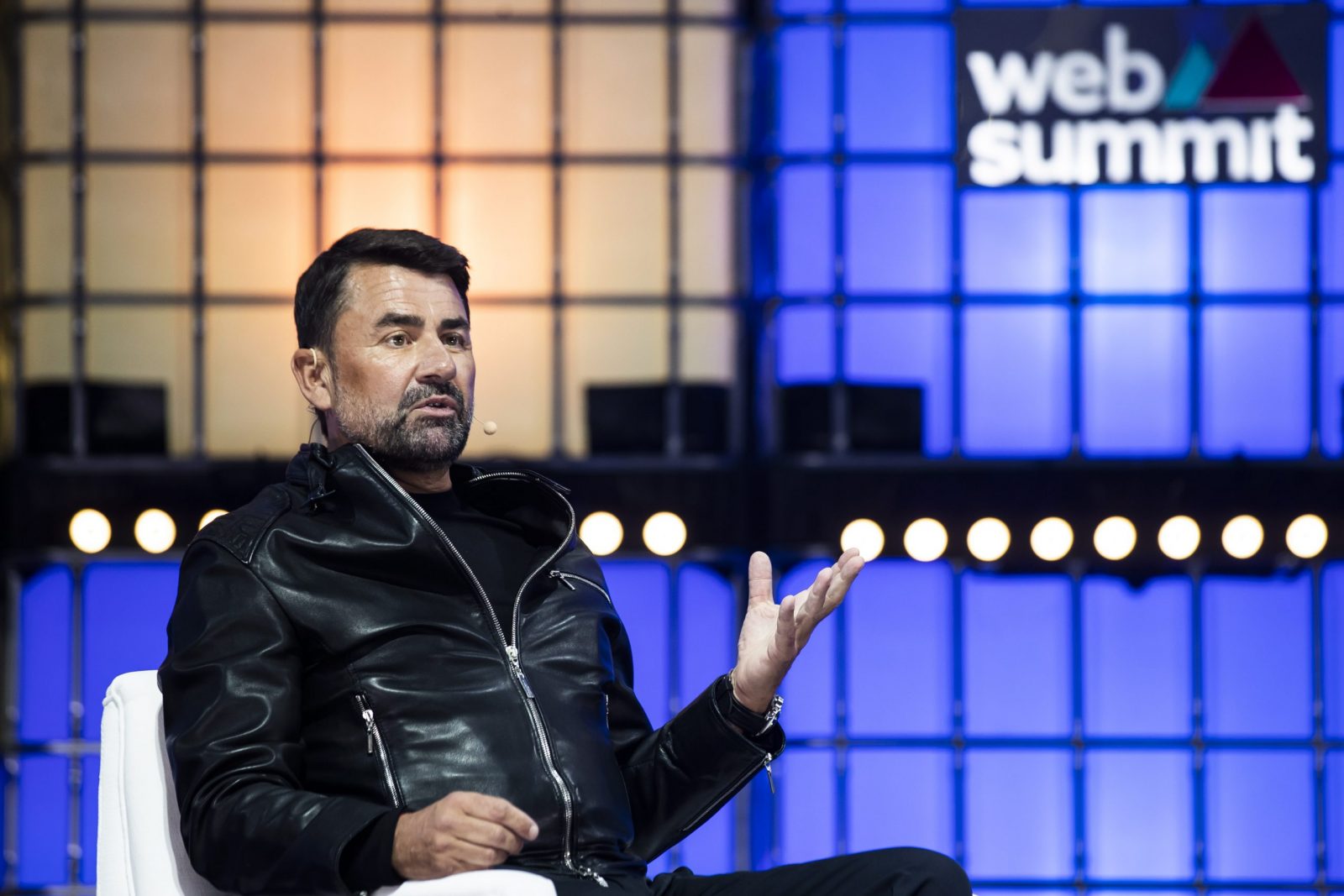 epa10281700 The founder of Moonshot Ventures, known as the Uber whistleblower, Mark MaGann participates in a talk at Web Summit, at Parque das Nacoes, Lisbon, Portugal, 02 November 2022. The Web Summit, considered the largest event of startups and technological entrepreneurship in the world, takes place from 01 to 04 November in Lisbon.  EPA/JOSE SENA GOULAO