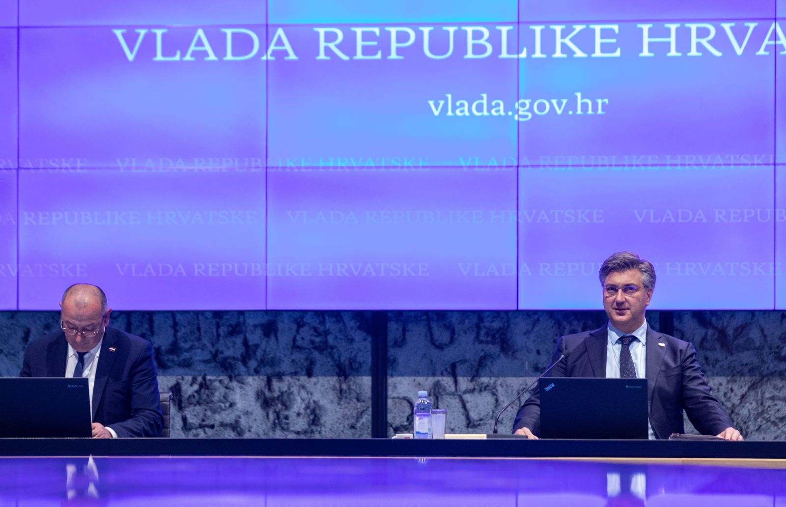 Zagreb, 10.11.2022.-  Sjednica Vlade RH. Na fotografiji Tomo Medved, Andrej Plenković.
  foto HINA/ Daniel KASAP/ dk