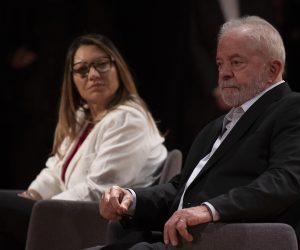 epa10298587 The elected president, Luiz Inacio Lula da Silva (R) and the first lady, Rosangela da Silva, popularly known as Janja (L), made statements when meeting with allied politicians at the Banco do Brasil Cultural Center (CCBB) in Brasilia, Brazil, 10 November 2022. Lula da Silva was moved when he affirmed that he 'never' thought that hunger would return to the country and affirmed that his 'mission will be accomplished' if 'every citizen returns to breakfast, lunch and dinner' every day. 'Excuse me', he said, interrupting his speech at a meeting with parliamentarians with his eyes full of tears, and remembering that he made that promise that all Brazilians can eat every day two decades ago, on 01 January 2003, when he first assumed power.  EPA/Joedson Alves