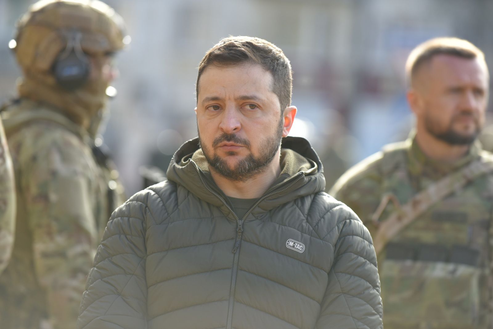epa10305075 Ukrainian President Volodymyr Zelensky speaks to the press during a visit to the recaptured city of Kherson, Ukraine, 14 November 2022. Ukrainian troops entered Kherson on 11 November after Russian troops had withdrawn from the city. Kherson was captured in the early stage of the conflict, shortly after Russian troops had entered Ukraine in February 2022.  EPA/OLEG PETRASYUK