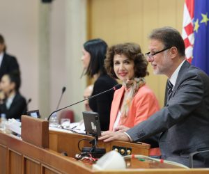 Zagreb, 16.11.2022. - Nastavak 13. sjednice Hrvatskog sabora.
Na fotografiji Gordan Jandroković.
foto HINA/ Edvard ŠUŠAK/ es