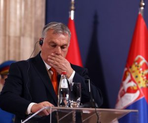 epa10308725 Hungarian Prime Minister Viktor Orban addresses the media after Second high level trilateral meeting between Hungary, Serbia and Austria in Belgrade, Serbia, 16 November 2022.  EPA/ANDREJ CUKIC