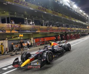 epa10316023 Mexican Formula One driver Sergio Perez of Red Bull Racing drives through the pit lane during the Formula One Abu Dhabi Grand Prix at Yas Marina Circuit in Abu Dhabi, United Arab Emirates, 20 November 2022.  EPA/Kamran Jebreili / POOL