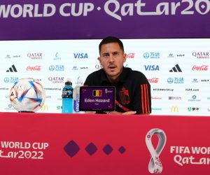 epa10329306 Belgium national team player Eden Hazard during a press conference at the Qatar National Convention Center (QNCC) in Doha, Qatar, 26 November 2022.  EPA/ABEDIN TAHERKENAREH