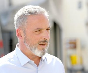 04.07.2022., Zagreb - Na Trgu svetog Marka odrzana je konferencija za medije Mosta na temu “Strah od reforme zdravstva kao zastitni znak ministra Berosa”. Na konferenciji su govorili saborski zastupnik Mosta Bozo Petrov i voditelj Savjeta za zdravstvo Mosta dr. Ivan Bekavac. Photo: Patrik Macek/PIXSELL